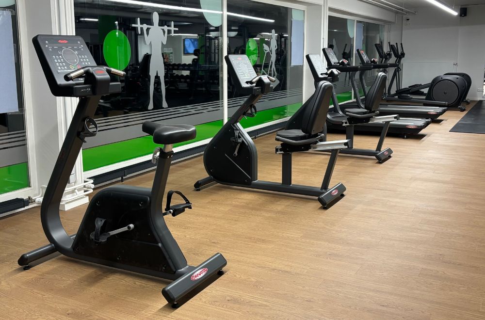 fitplus_Fitnessstudio Holm_Cardiotraining