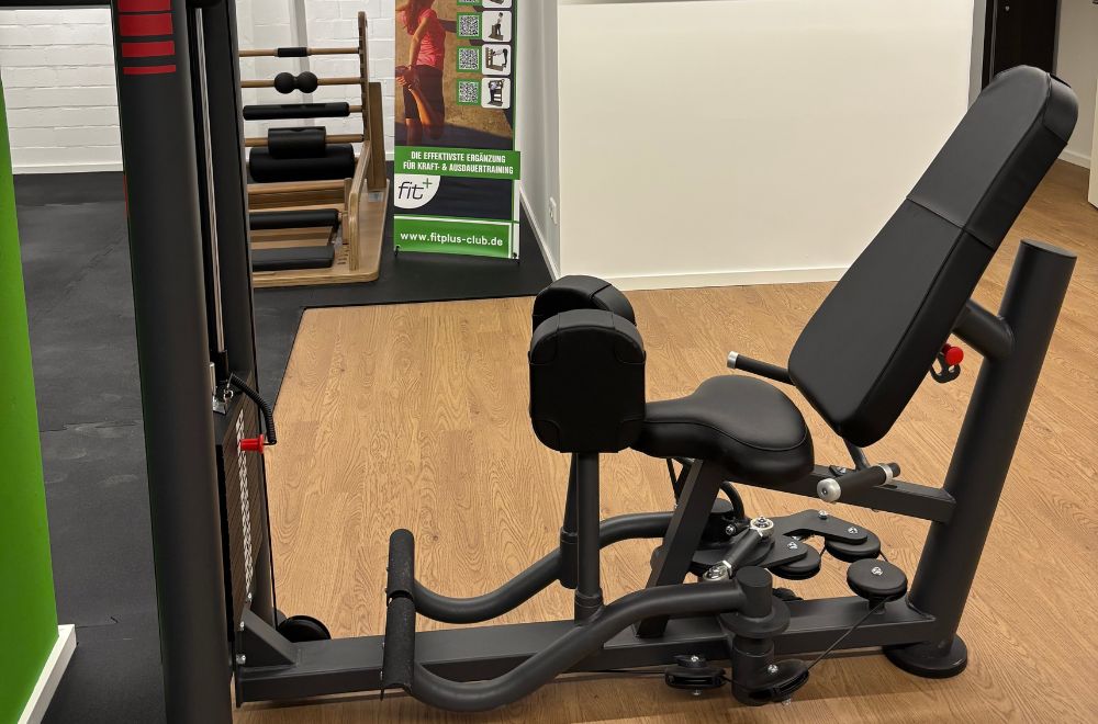 fitplus_Fitnessstudio Holm_Krafttraining_2